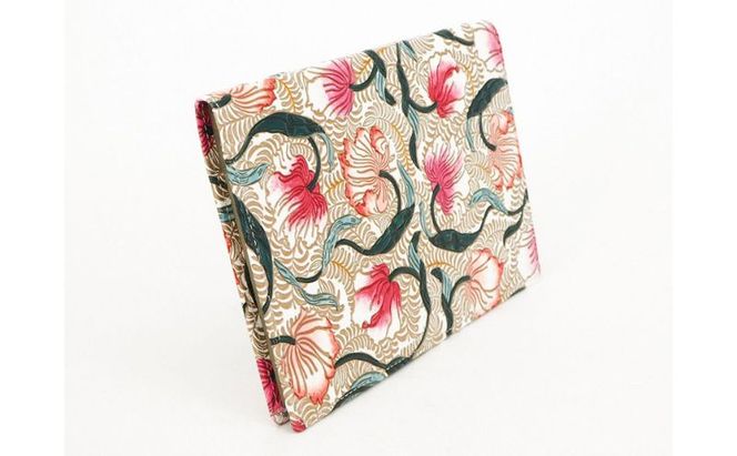 【文庫屋大関】パーソナルホルダー　ノースガーデン＜コーラル＞【皮革工芸品】 民芸品 雑貨 日用品 文房具 革小物 牛革 ファイル ケース 