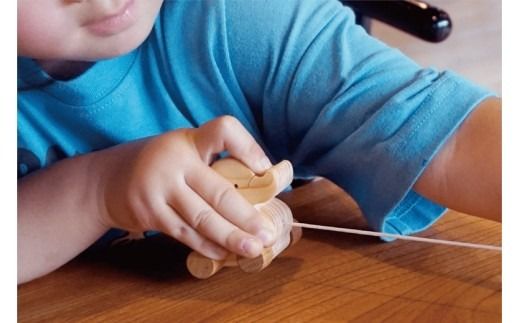 木のおもちゃ 選べる おやこオルゴール 全4種 玩具 木製 木 赤ちゃん ベビー オルゴール おもちゃ キッズ 動物 男の子 女の子 ギフト プレゼント 贈り物 贈答 お祝い 出産祝い 誕生日祝い 日本製 手作り てづくり 受注生産品 かめ アヒル いぬ ぞう 山のくじら舎 ヒノキ 御祝 ヒノキ スギ 高知県 安芸市