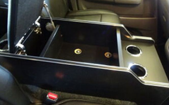 日産　 NV350キャラバン　プレミアムGX　センターコンソール 雑貨 日用品 