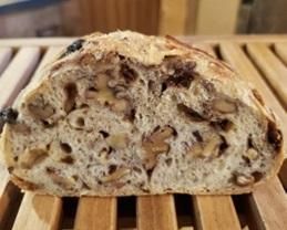 【天然酵母パン オ フルニル デュ ボワ】天然酵母パン屋のハード系パンセット　A（6点入）【パン 詰め合わせ ご当地グルメ バゲット 美味しいパン おいしい 朝食 ギフト 贈り物 ベーカリー セット ぱん 国産小麦 パンセット】 041009_EN001