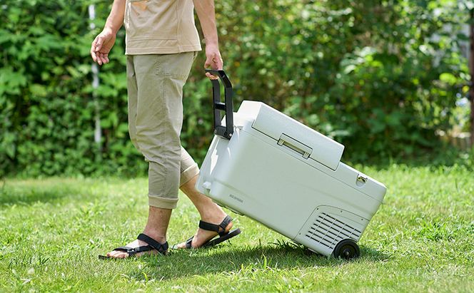 ポータブル冷温庫 ポータブル冷温庫 26L 充電式 ポータブル 冷温庫 IPDW-B3A-W アイリス
