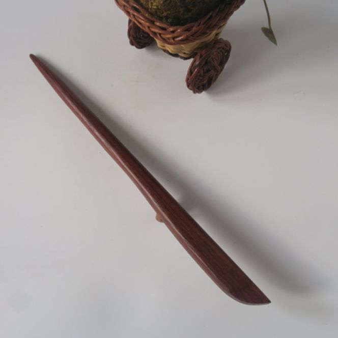 木製かんざし リーフ型 ロングタイプ ［195S29］ 選べる 素材 紫檀 黒檀 タガヤサン ローズウッド 木製 かんざし 緩みにくい 塗装不使用 固定型 飾り用 経年変化 耐久性 髪飾り 和風アクセサリー ヘアアクセ ヘアアクセサリー 愛知県 小牧市 送料無料