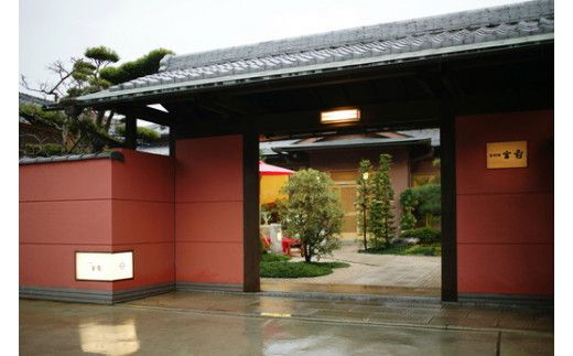 生産牧場指定　料亭こだわりの近江牛　ローススライス【500ｇ】【DM02W1】（国産牛　和牛　ブランド牛　ブランド和牛　黒毛和牛　牛肉　肉　高級　人気　おすすめ　神戸牛　松阪牛 に並ぶ 日本三大和牛 近江牛）
