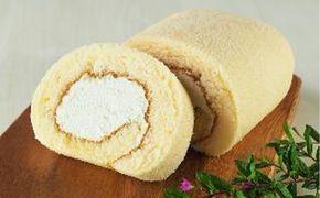 ★ライオンメロン★ロールケーキ 1本入り 洋菓子 おやつ ギフト 贈り物 ライオンメロン マスクメロン 人気 厳選 袋井市 お菓子 スイーツ メロンロールケーキ