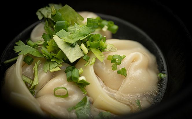 【素のまま特製】回の水餃子 5個入り×2種（プレーン・しそ）と餃子のタレセット 惣菜 冷凍 中華 野菜の甘み お肉のうまみ 手包み 朝食 あと一品 もちもち 簡単調理 