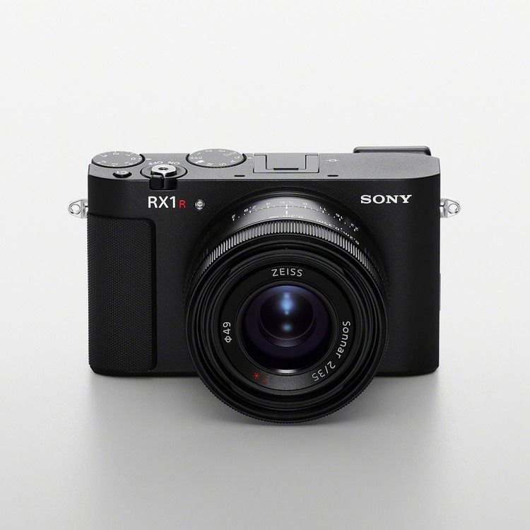 ソニー デジタルスチルカメラRX1R III(DSC-RX1RM3) | カメラ 単焦点 レンズ デジカメ 小型化 手のひらサイズ レンズ一体型