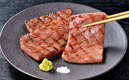 【4等級以上】近江牛 焼肉用肩ロース【 500g】【AB04W】