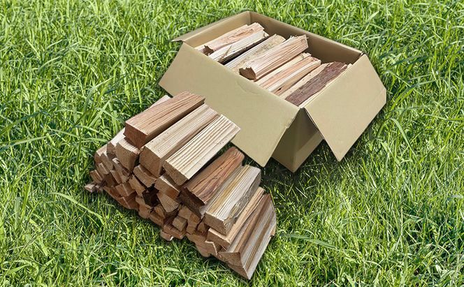 針葉樹 薪 約13kg スギ ヒノキ 杉 檜 アウトドア キャンプ 焚火 焚き火