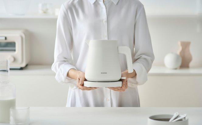 電気ケトルIBKT-800-Wオフホワイト アイリスオーヤマ 