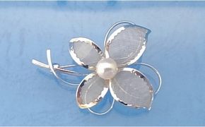 J-56伊勢志摩 あこや本真珠 ブローチ