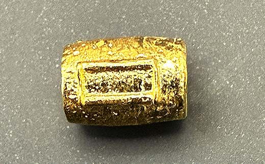 FYN5-044 西川町 工芸品 純金(K24) 西川町のワイン樽 5.0g 純金 金金 金 24金 K24 K ゴールド 日本製 ハンドメイド 手作り 置物 オブジェ 貴金属 ジュエリー 贈答 贈り物 ギフト 記念日 誕生日 プレゼント X線分析検査証明書付 山形県 月山
