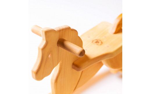 YKS008　山のくじら舎 ハイヨーもくば 木馬 木製 木 赤ちゃん 幼児 ベビー 木製玩具 玩具 おもちゃ 木のおもちゃ かわいい おしゃれ 2歳頃から ベビー用品 知育玩具 高知県産