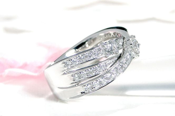 Pt950 ハート＆キューピッド ダイヤモンド リング 【0.98ct】鑑別カード・スコープ付 CSR0363-pt SWAV078