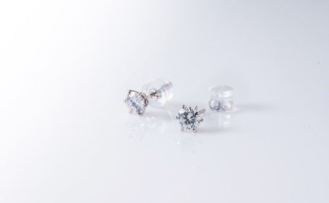 TUC0012 【高島屋選定品】プラチナダイヤモンド スタッドピアス【ARC-EN-CIEL (アルカンシェル) ダイヤ 0.3ct D IF 3EX (GIA)】