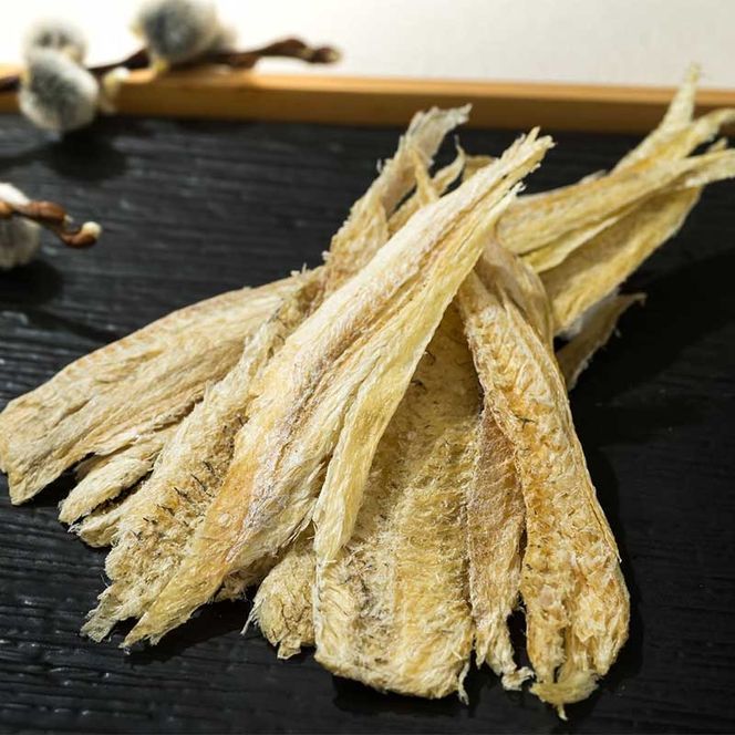 むしりこまい 65g×4個セット | 北海道産 氷下魚（こまい）の乾物 お手軽 簡単 大容量 弁当 おかず 冷凍 調理済み 絶品 スピード発送 北海道 釧路町 釧路超 特産品　121-1920-291