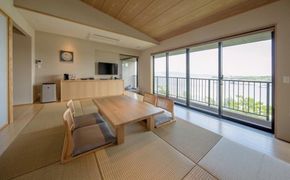海の旅亭おきなわ名嘉真荘　3名様ご利用券（1泊2食付）モダンルーム