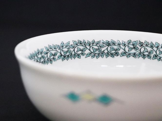 九谷焼　4.2号小鉢揃　花鳥絵変り （5枚セット）a01 食器 キッチン雑貨 キッチンアイテム 雑貨 小物 お皿 食卓 テーブルコーディネート 