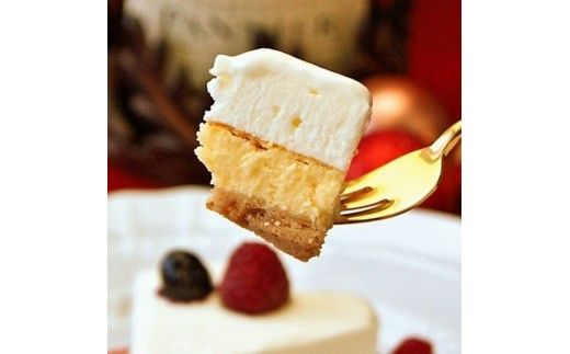 お誕生日ケーキ　幸せのダブル チーズケーキ 5号 4-6人分　パティスリー天使のおくりもの ※離島への配送不可