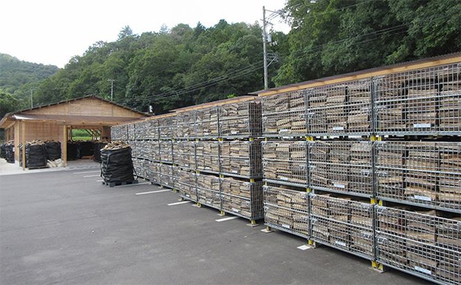 森のちから【五名の薪】20kg×1箱(配送不可:北海道・沖縄県・離島地域) アウトドア キャンプ キャンプ用品 燃料 雑貨 日用品 アウトドア用品 ソロキャン 調理 焚き火 暖取り 