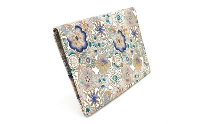 【文庫屋大関】パーソナルホルダー　春らんまん＜瑠璃＞【皮革工芸品】 民芸品 雑貨 花柄デザイン 花柄 