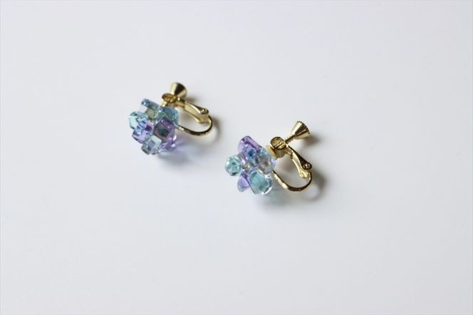 159-2053-03　《コラージュ》イヤリング（アクアブルー×パープル）【 神奈川県 大磯町 レディースジュエリー ファッション小物 誕生日 お祝い ギフト 贈り物 ファッション 】