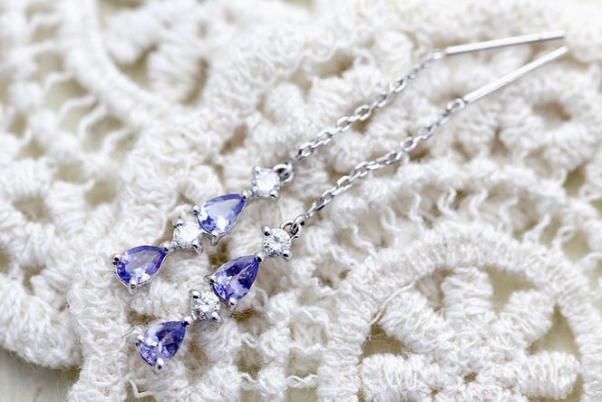 ピアス タンザナイト ペアシェイプ プラチナ PT900 ダイヤモンド 0.16ct レディース ドロップ 滴 雫 チェーンピアス 揺れるピアス 誕生石 アクセサリー ジュエリー アクセ 【f090-pt】 [オーダーメイドジュエリーメイ 山梨県 韮崎市 20745204]