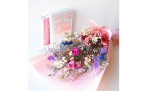 【母の日】プレミアムドライフラワー・ブーケ　アルモニーパステル＜お届け日：2026年5/4～5/10 当店おまかせ ＞母の日カード付き【 母の日 ギフト アレンジ 花 贈り物 大阪府 門真市 】 272230_BG133