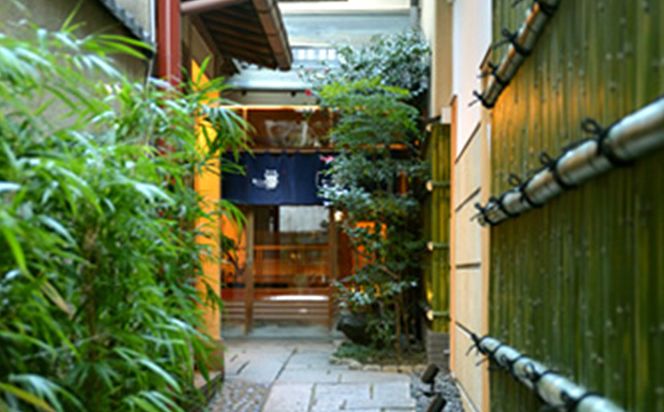 【高島屋選定品】〈モリタ屋〉四条猪熊本店・木屋町店お食事券 30,000円分［ 京都 明治2年創業 牛肉専門店 有名店 高品質 和牛 人気 おすすめ グルメ お肉 ふるさと納税 ］ 261009_A-TY117