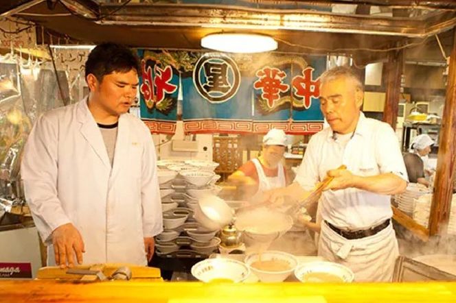 とんこつ ラーメン 丸星ラーメン 久留米 3食セット [木村食品 福岡県 宇美町 um40beg040012] ラーメンセット セット 半なま麺 豚骨 スープ 中細ストレート麺 濃厚 久留米ラーメン お取り寄せ お取り寄せグルメ 常温保存