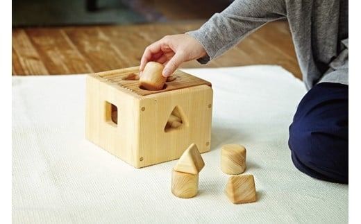 木のおもちゃ セット 知育玩具デラックス ポットンつみき ベビーそろばん あいうえおつみき ABCつみき 木製 木 おもちゃ 知育玩具 赤ちゃん ベビー 男の子 女の子 ギフト プレゼント 贈り物 贈答 お祝い 出産祝い 誕生日祝い 日本製 手作り てづくり 受注生産品 山のくじら舎 ヒノキ 木箱 片づけ 習慣 御祝 ヒノキ スギ 高知県 安芸市