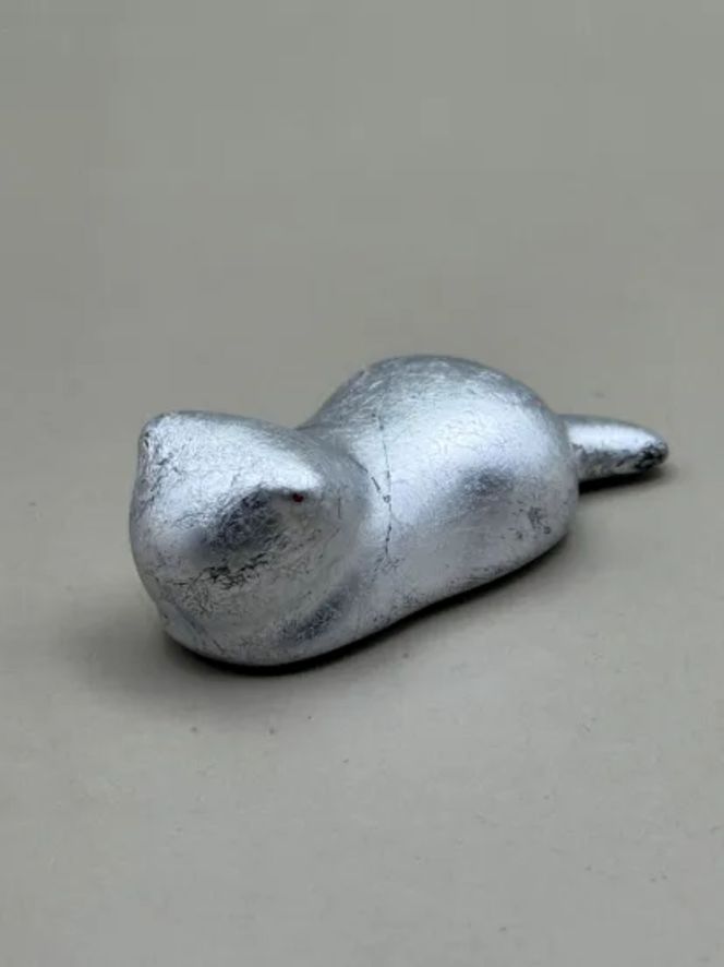 箸置き 猫 箔貼り銀［NF237］ 303446_CU90089VC05