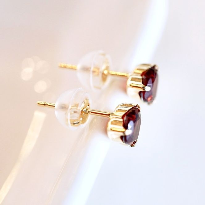 K18 18金 ガーネット ハートシェイプ ピアス 5mm 一粒石 保証書付 KO-0062 SWAD096