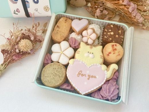 【studio chaleur+】可愛いトラネコ♡のクッキー缶 | クッキー クッキー缶 クッキーボックス クッキーBOX cookie お菓子 缶 詰め合わせ アソート スイーツ 洋菓子 猫 ネコ ギフト プレゼント 贈り物 贈答 人気 おしゃれ 可愛い 岐阜県 瑞穂市