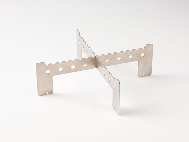 鍛冶屋の頓珍漢 Solo Stove Mesa XL ソロストーブ メサXL専用 五徳/スタンド ［050S58］ 五徳 スタンド ステンレス製 メスティン クッカー 国内生産 日本製 キャンプ アウトドア ソロキャンプ キャンプ用品 軽量 コンパクト 愛知県 小牧市 送料無料