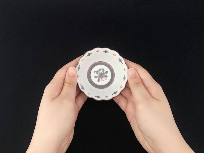 九谷焼　 2.5号小鉢揃　小花文　a01　銀泉窯 食器 キッチン雑貨 キッチンアイテム 雑貨 小物 お皿 小皿 食卓 テーブルコーディネート 