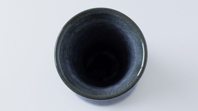 【氷裂貫入青瓷】花器 （小野寺裕司 作） 径7.3cm×高さ21cm | 花 花瓶 陶器 陶芸 インテリア [EW32-NT]