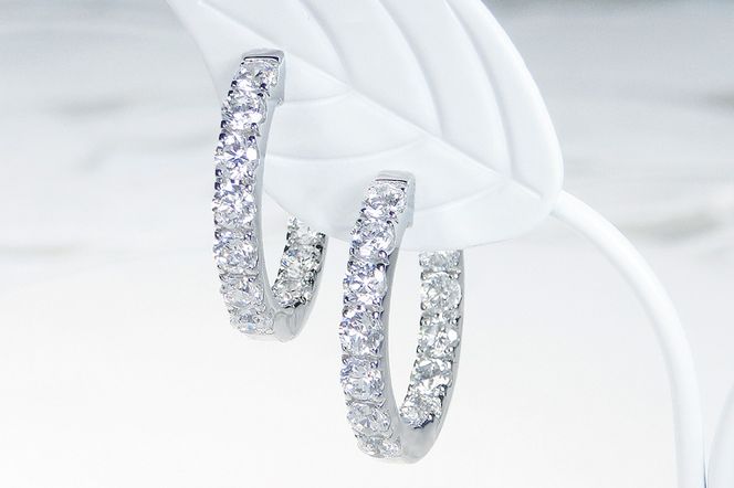 K18WG【2.0ct】ダイヤモンド中折れフープピアス【20mm】 CSP00069 SWAV035