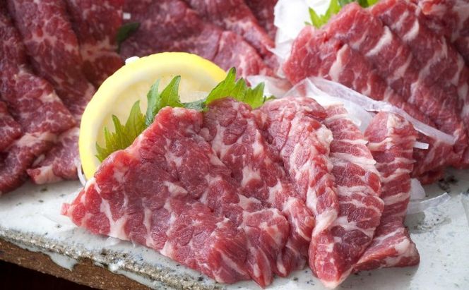 馬刺し 熊本 霜降り 馬刺 特選霜降り 中トロ 300g ブロック ユッケ 100g セット 熊本直送 国内肥育 馬肉 肉 お肉 冷凍 国産 又は カナダ産 配送不可:離島 