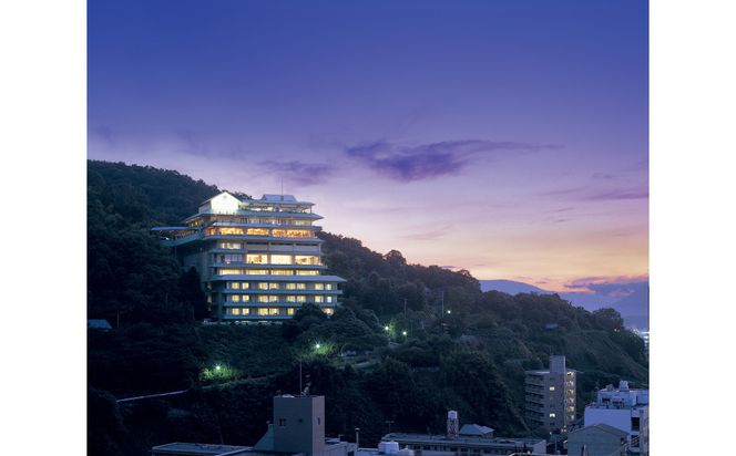 【夕凪の湯　ＨＯＴＥＬ花樹海】平休日1泊2食付 ペア宿泊券《岩露天風呂付和室》 372013_KX001