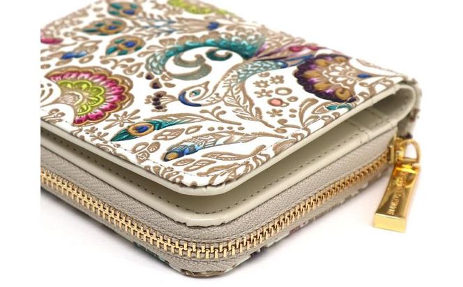 【文庫屋大関】二つ折りファスナーミニ財布 孔雀【皮革工芸品】財布 二つ折り 小物 お札 カード 小銭 コンパクト 牛革 手作り 日本製 墨田区 東京都