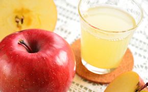 サンふじ　りんごジュース　1000ml×6本入り 長野 信州 小諸 リンゴ お土産 お取り寄せ スイーツ 飲料類／果汁飲料 林檎 ソフトドリンク 