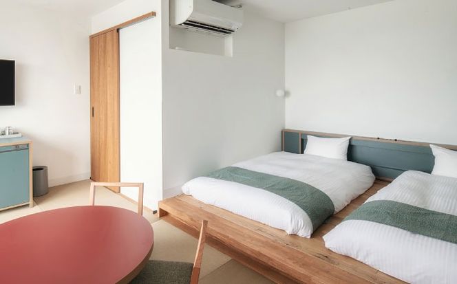 レフ沖縄アリーナ by ベッセルホテルズ デラックスルーム 1泊2日 宿泊券 (1〜4名様/朝食付き) 宿泊利用券 沖縄旅行 ホテル チケット ギフト 沖縄市 / 株式会社すこやかホールディングス[BCAP004]