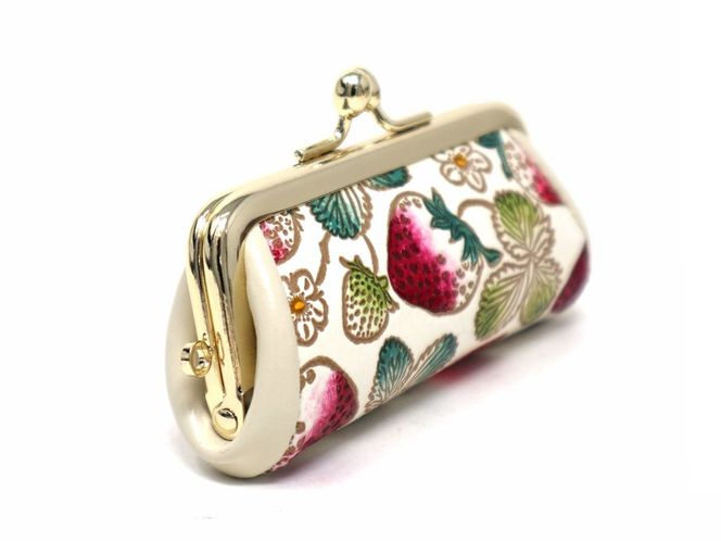 【文庫屋大関】印鑑ケース　いちご　【皮革工芸品】 ファッション小物 民芸品 