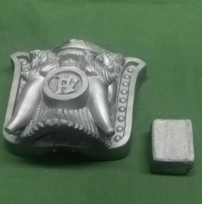 伝統工芸士の鬼師が作る守護鬼瓦シリーズ 守護鬼面(知恩院 隅鬼型) H064-045
