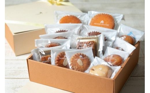 【川崎日航ホテル】かわさき産はちみつの焼き菓子詰め合わせ（7種15個入り）