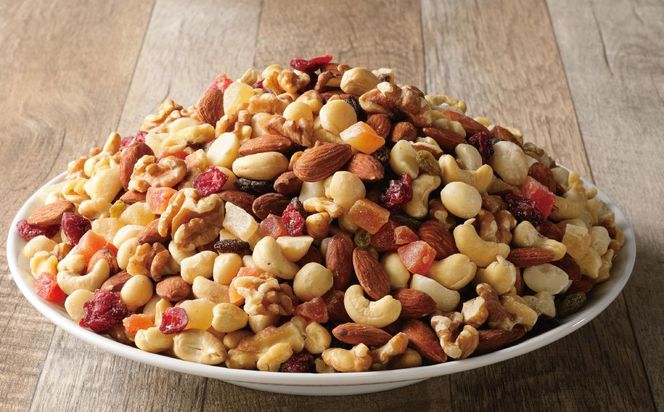 【ドライフルーツ入り】無塩のミックスナッツ4種 1kg アーモンド カシューナッツ くるみ マカダミア 直火焙煎 おつまみ おやつ 大満足 チャック付き 美容 健康 栄養豊富 人気 高リピート　H059-193