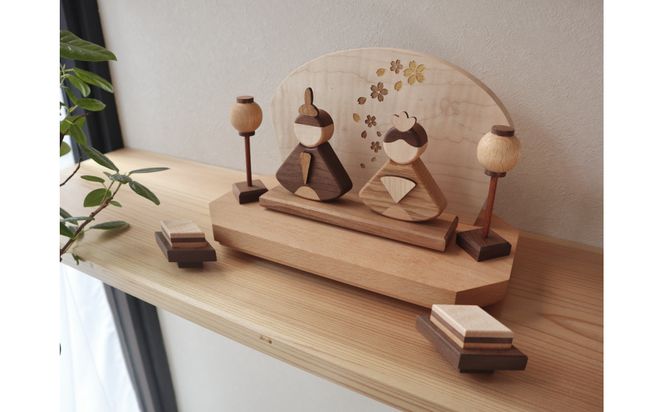 木のぬくもりを感じる コンパクト木製雛人形セット（収納箱付き） 272183_CZ025