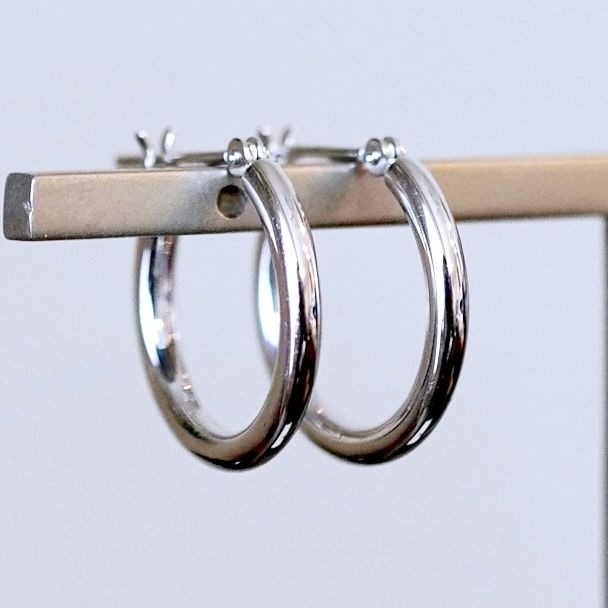 Pt900 プラチナ 地金 パイプ フープ 定番 ピアス（直径15mm) 保証書付 KO-0077 SWAD104