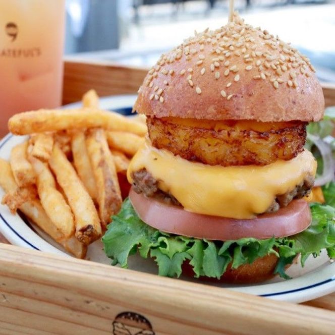 CAMPING with GRATEFUL'S【3名分】《 惣菜 ハンバーガー バーガー チーズ セット 手作りキット グルメ キャンプ飯 》【2401I13401】