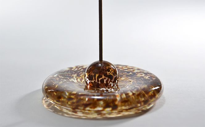 玉模様ガラスお香立て　ゴールド〈ガラス インテリア 小物 お香立て 工芸品 民芸品 雑貨〉 日用品 